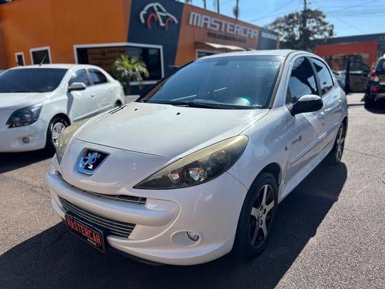 PEUGEOT 207 1.4 BLUE LION 8V FLEX 4P MANUAL PEUGEOT 207 1.4 BLUE LION 8V FLEX 4P MANUAL
